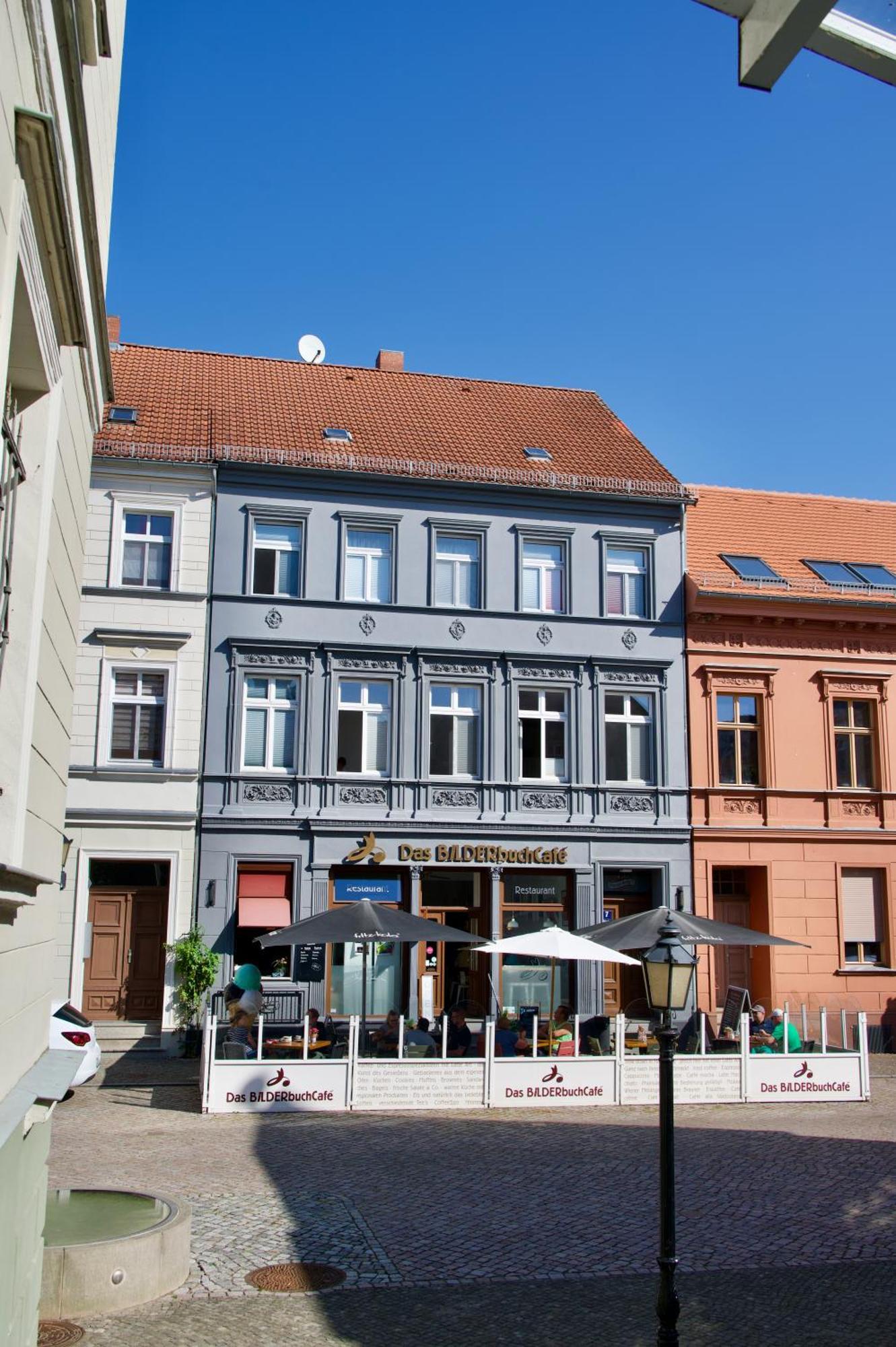 Das Bilderbuchcafe - Ferien Apartment No 5 - Markt 7 Хафельберг Экстерьер фото