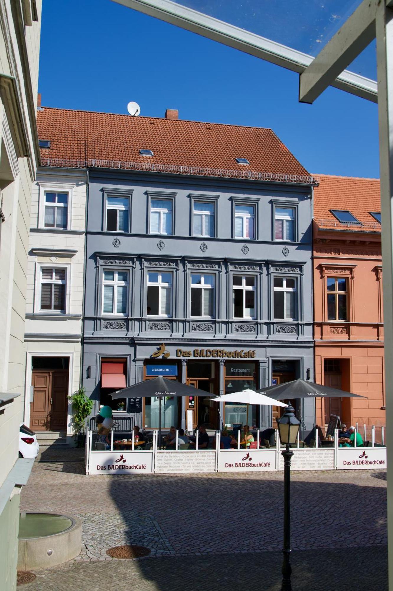 Das Bilderbuchcafe - Ferien Apartment No 5 - Markt 7 Хафельберг Экстерьер фото
